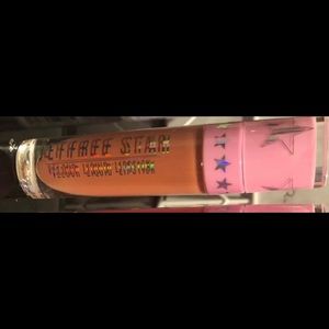 Jeffree Star liquid lip